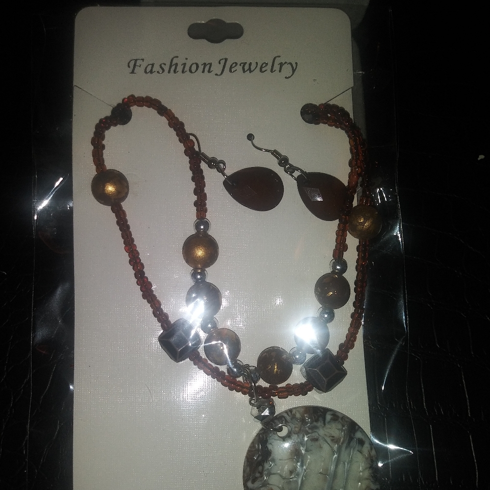 Women fashion jewelry